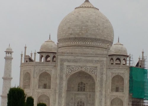 Best Places To Visit In Agra | All Abut Taj Mahal | Unfiltered.in